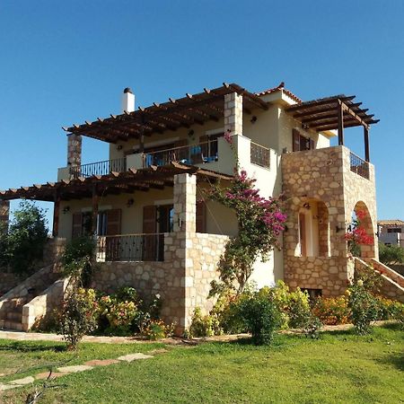 “Villa Othon-Leni” Demoniász-part Kültér fotó