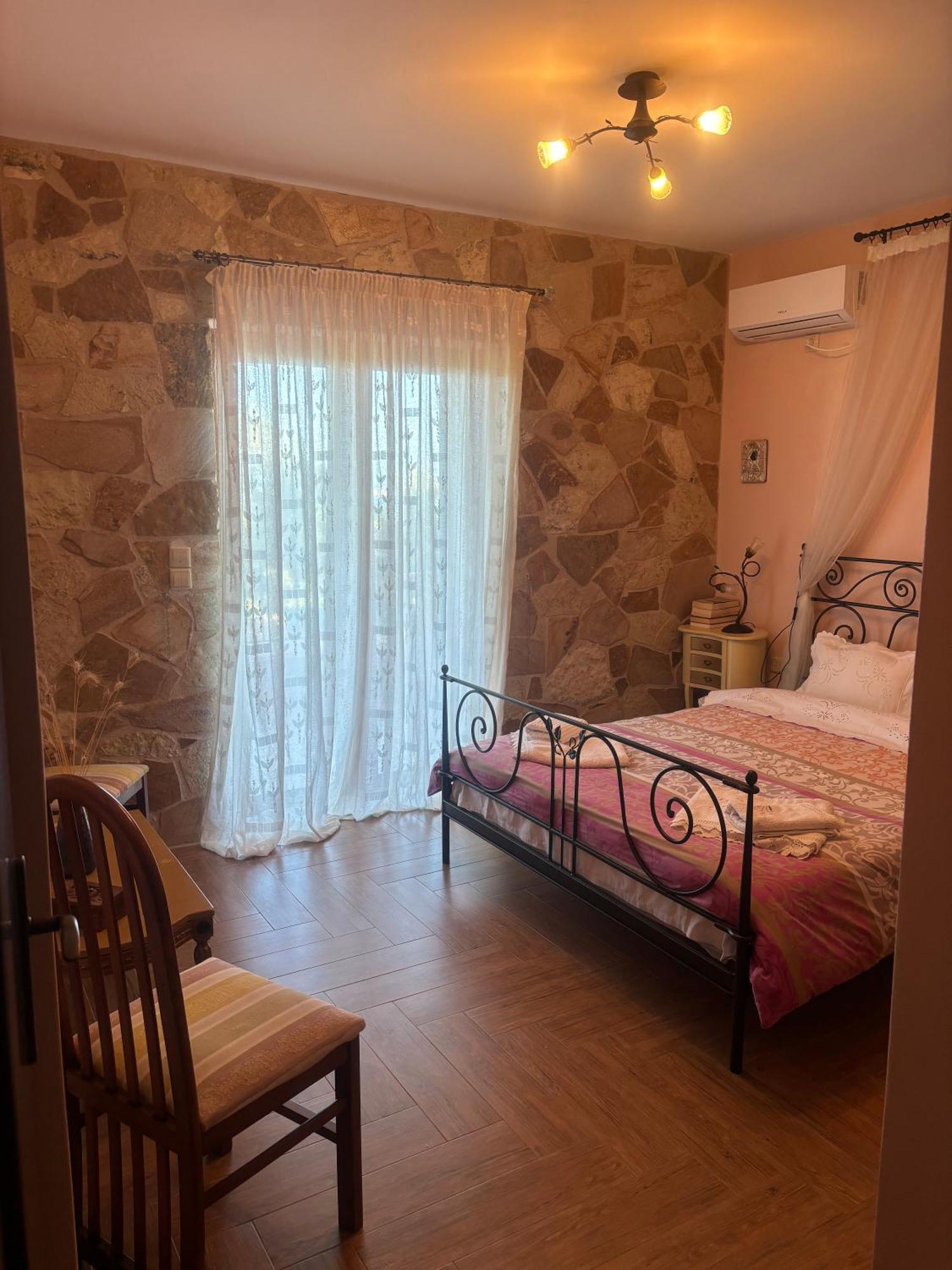“Villa Othon-Leni” Demoniász-part Kültér fotó