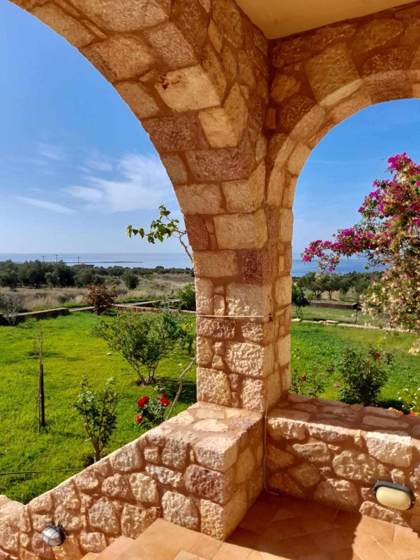 “Villa Othon-Leni” Demoniász-part Kültér fotó