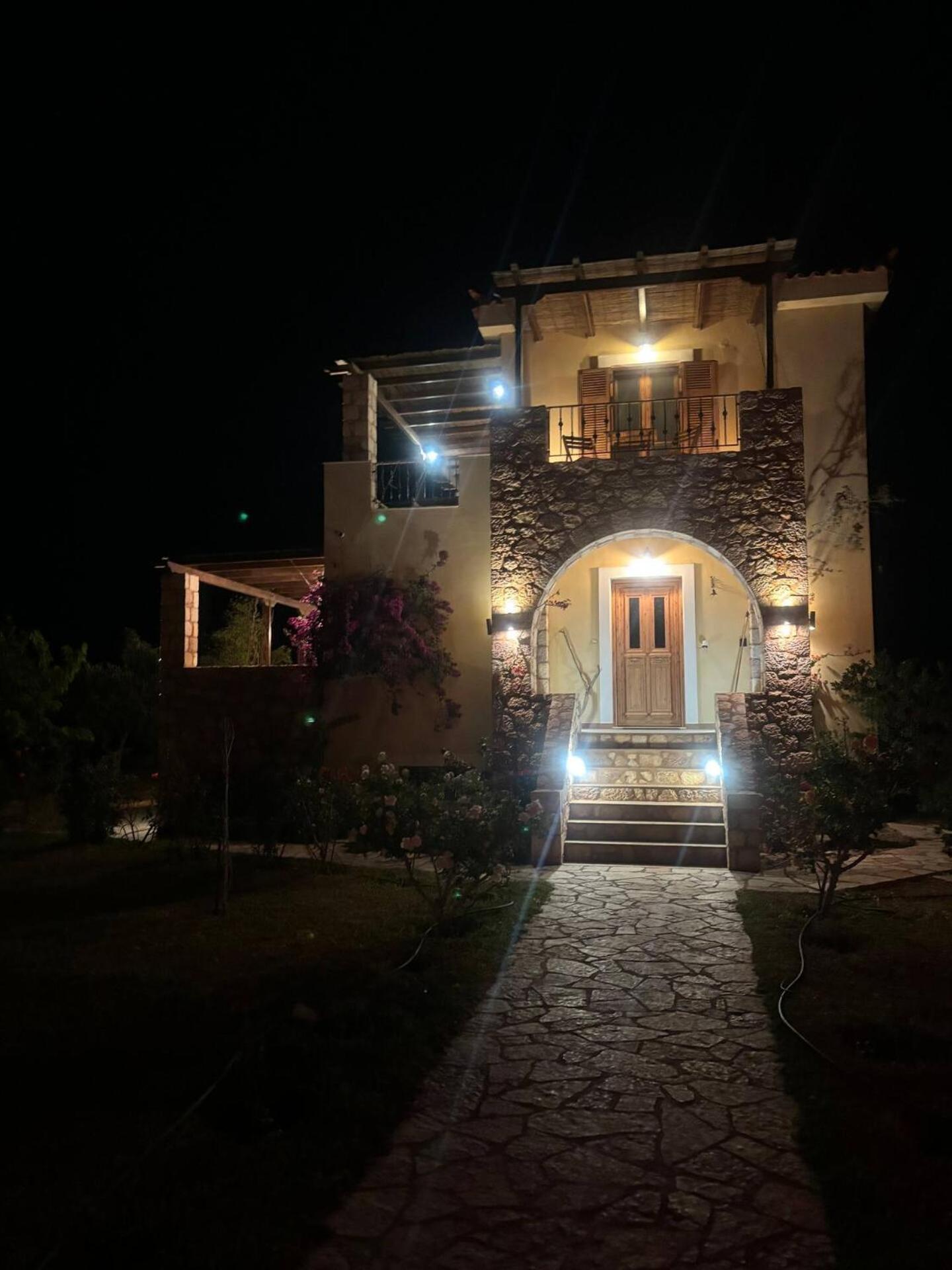 “Villa Othon-Leni” Demoniász-part Kültér fotó